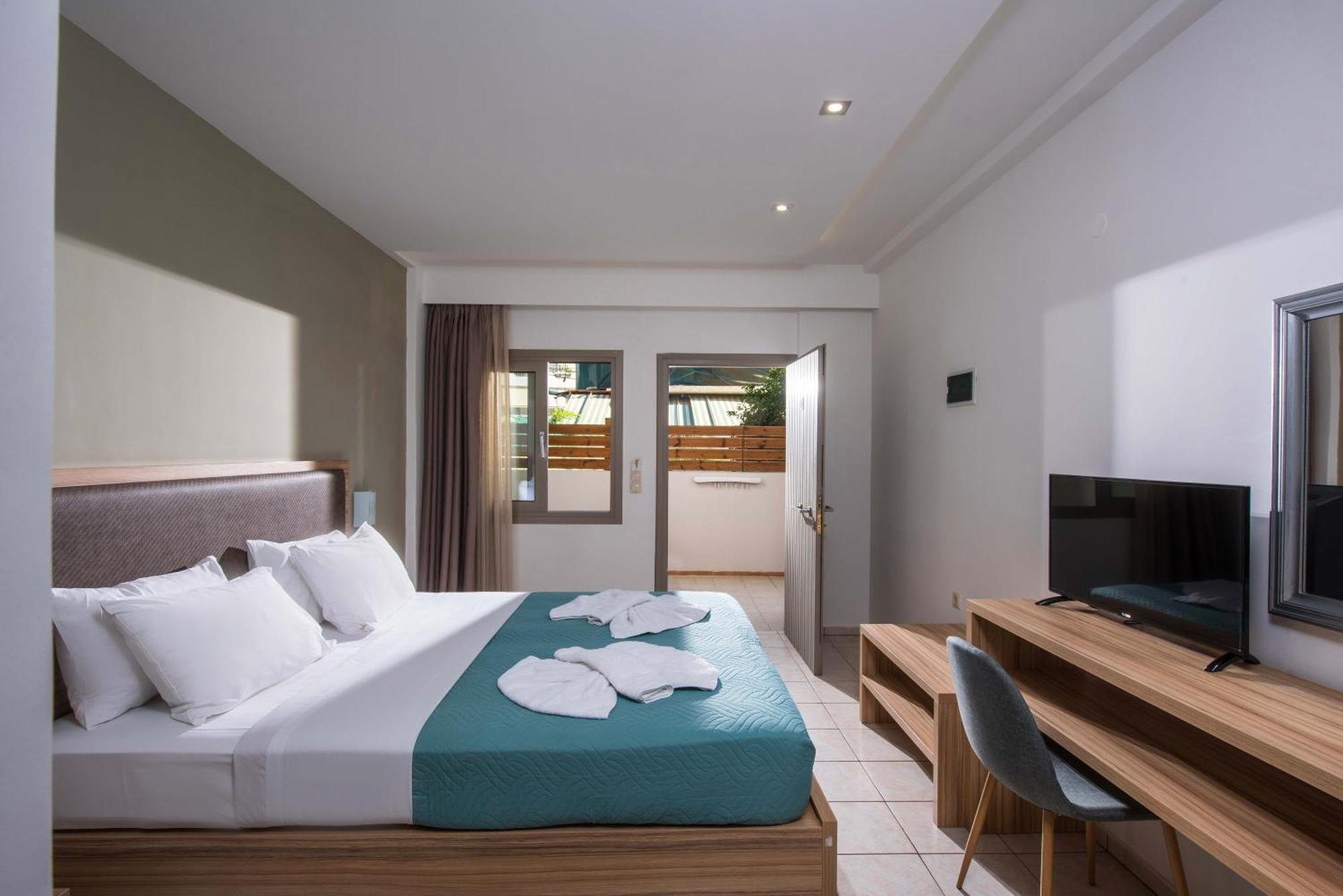 Thania Seaside Smotel - Adults Only Agia Pelagia  Extérieur photo