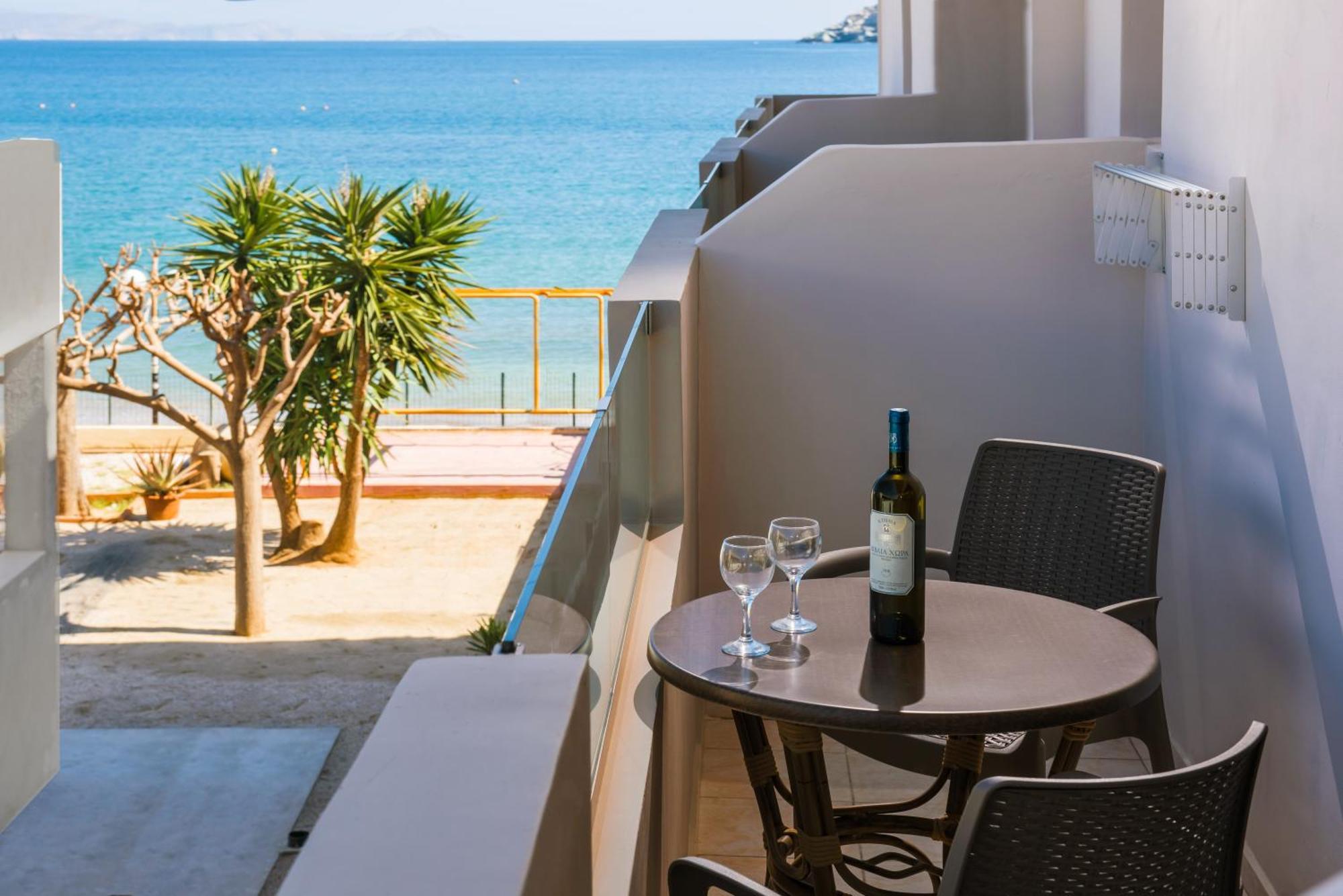 Thania Seaside Smotel - Adults Only Agia Pelagia  Extérieur photo